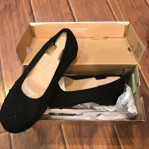 Black Sketches slip on’s size 8.5 NEW in box